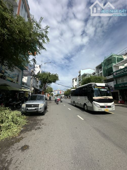 Bán nhà mặt tiền kinh doanh Thái Nguyên, Trung Tâm TP Nha Trang - Diện tích: 101.1m2 - 1