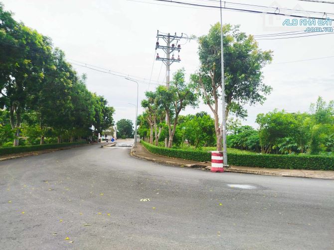 11000m2 giá chỉ 3,4 triệu m2 đường xe tải tới nơi, Xuân Thới Thượng Hóc Môn - 1