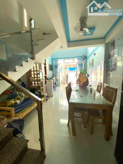 Bán nhà hẻm 47 Trường Lưu, Long Trường, Q9 - Nhà 1 trệt 1 lửng, 56m2 đất, 71m2 sàn - 3