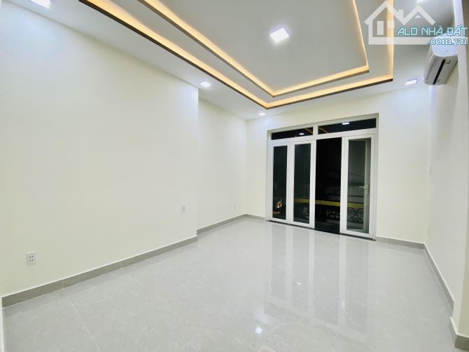 🏠MẶT TIỀN THỤT gần NGÃ TƯ PHÚ NHUẬN - Ô TÔ NGỦ TRONG NHÀ - VỊ TRÍ TIỆN KINH DOANH - 59m² - 4