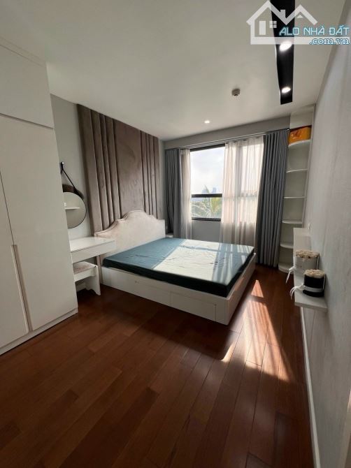 Cho thuê căn hộ cao cấp 17T - KĐT Trung Hòa, 120 m². 2 phòng ngủ full đồ nội thất cao cấp. - 4
