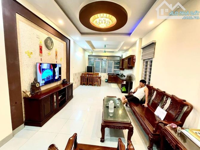 Bán Nhà lô góc mặt Phố Mạc Thái Tổ 43m2, 6 tầng, mặt tiền 3.9m, 24 tỉ - 4