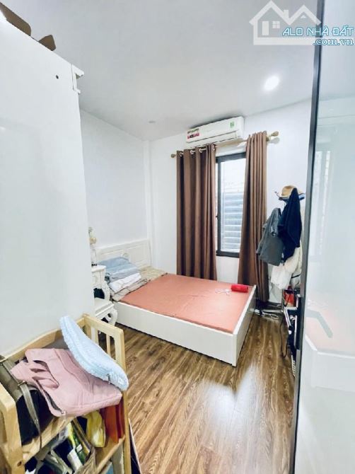 Cực rẻ, 35m, 5 tầng, full nội thất, đường ngõ oto, ở luôn chỉ 6 tỷ - 4