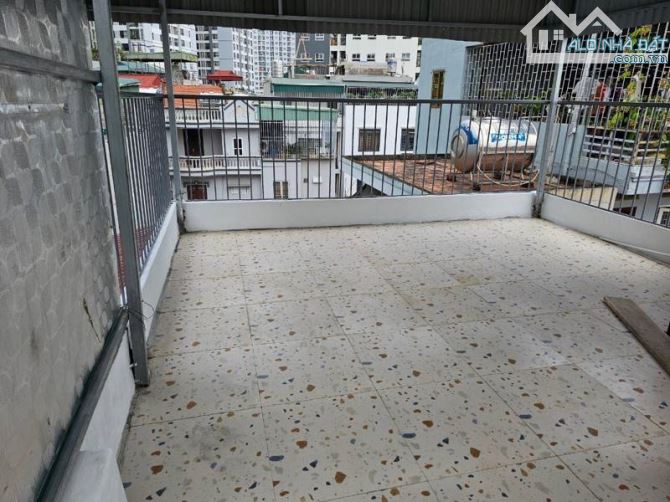 BÁN NHÀ RIÊNG  ĐƯỜNG TRƯƠNG ĐỊNH - 60M2, 5 TẦNG  - Ô CHỜ THANG MÁY  - GIÁ BÁN 7.5  TỶ - 6