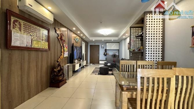 Bán căn hộ cao cấp T&T Riverview, view Sông Hồng! 100m2 2n2w chỉ 6.tỷ, nội thất đẹp ở ngay