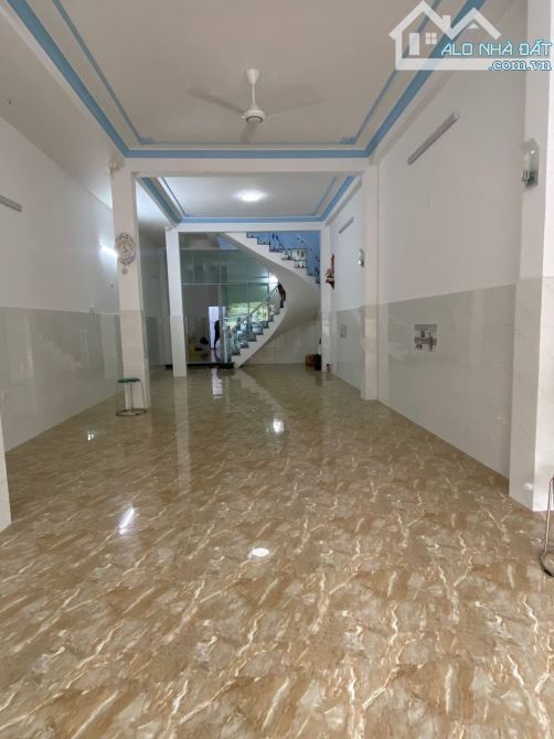 Bán nhà Mặt tiền Mỹ Đa Đông 3, vị trí đẹp Kinh Doanh gần chợ gần trường gần biển