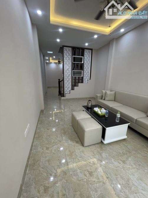 Nhà Ngon Bổ Rẻ Khương Đình 54M2, 6 Tầng , 7,x tỷ , Quận Thành Xuân