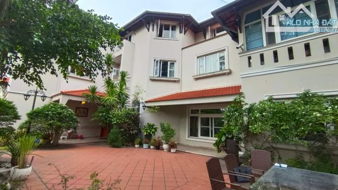 Bán Biệt thự Mùa Xuân, Khu Villa Thủ Thiêm,P. TML,TP Thủ Đức(Spring Villa): 550m2_75 tỷ TL