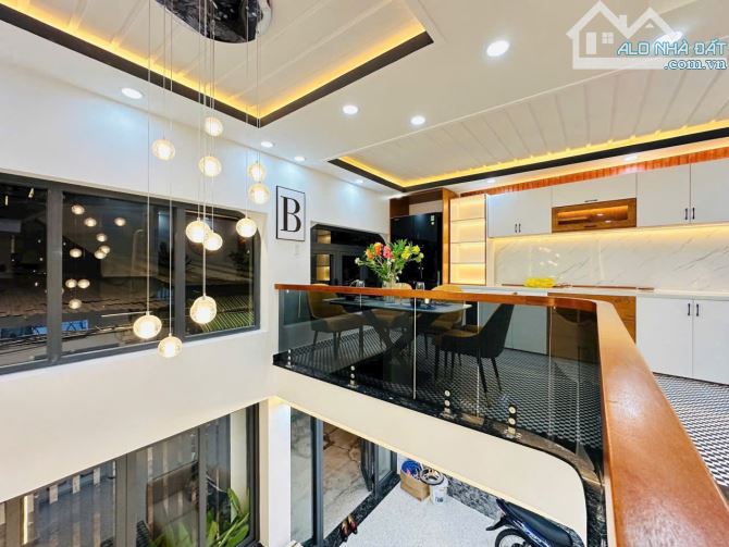 🆘Lên Sóng Cặp Siêu Phẩm Hẻm Xe Hơi🆘Cây Trâm Phường 8🆘4 Lầu 4Pn 3WC🆘5,8 TỶ - 11