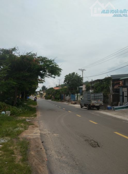 💥Bán lô đất tặng nhà mặt tiền đường Lạc Long Quân - xã Tiến Thành - TP Phan Thiết - 1