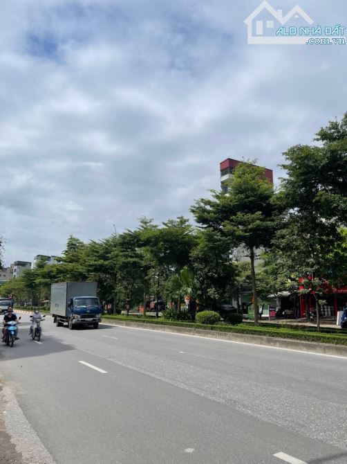 MẶT PHỐ ĐẲNG CẤP - MẶT TIỀN 10M, HÀNG CỰC HIẾM, LÊ TRỌNG TẤN HÀ ĐÔNG - 1