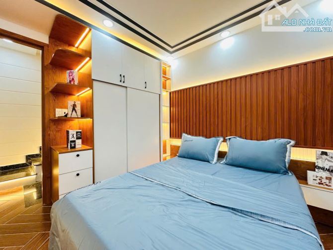 🆘Lên Sóng Cặp Siêu Phẩm Hẻm Xe Hơi🆘Cây Trâm Phường 8🆘4 Lầu 4Pn 3WC🆘5,8 TỶ - 16
