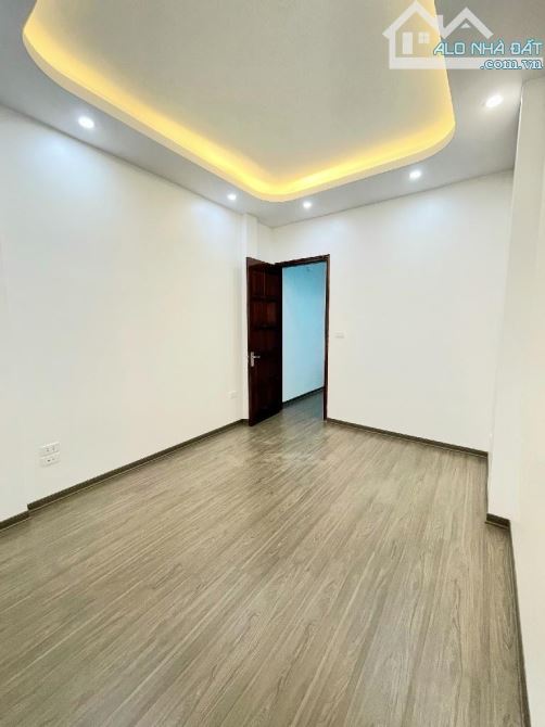 BÁN NHÀ ĐẸP PHỐ LƯƠNG YÊN, TRẦN KHÁT CHÂN, 45.6M2, 3 TẦNG, MT 3.6M. GIÁ 8.1 TỶ - 3