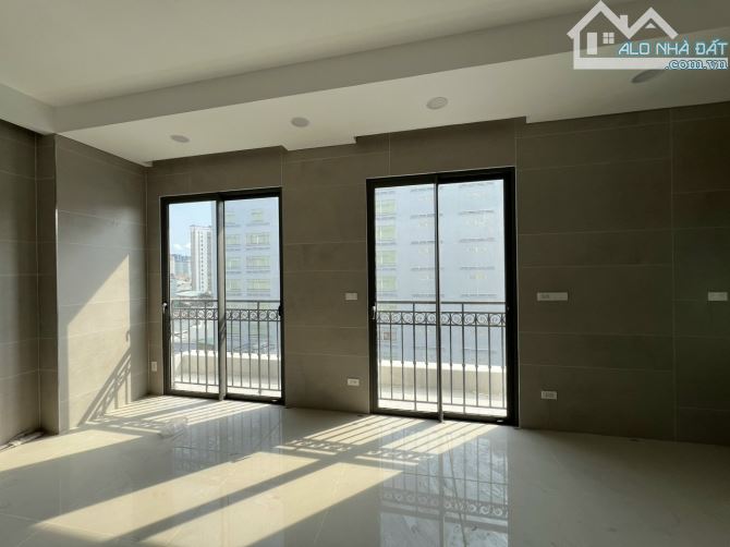Tòa Building góc 3 MT Lê Quang Định Q.Bình Thạnh 67x20m - Hầm 9 tầng HĐT 300tr giá 55 tỷ - 4