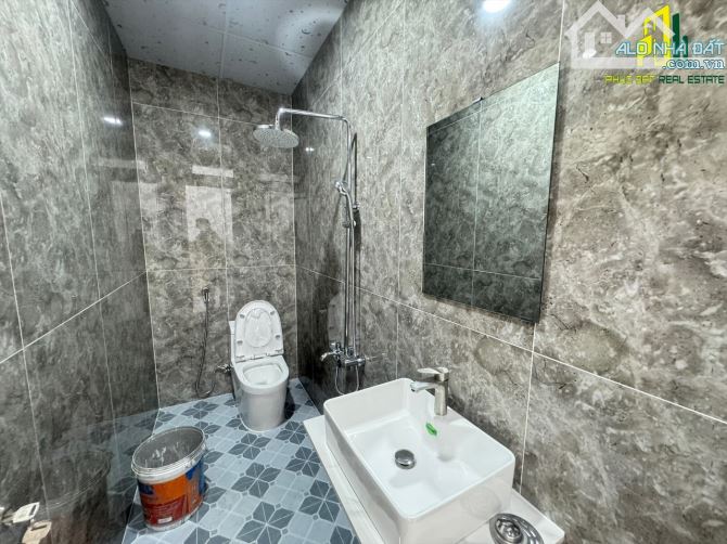 CHÍNH CHỦ GỞI BÁN NHÀ 1 TRỆT 1 LẦU KDC BỬU HÒA, DT 64M2, ĐƯỜNG NGUYỄN THỊ TỒN, SHR - 4