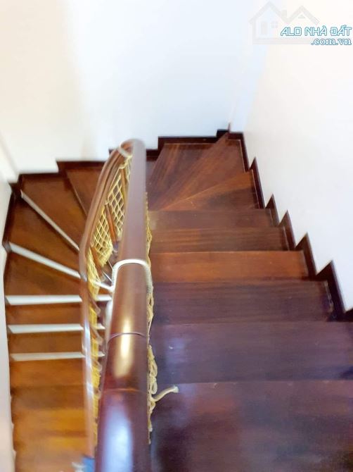 GIA ĐÌNH CHỦ CẦN BÁN GẤP BIỆT THỰ CIPUTRA. 336m2 x 4T - MT12m - Giá: 175 Tỷ. - 4