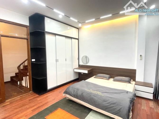 HÓT MƠI BÁN NHÀ ĐẸP VIP Ở LUÔN PHỐ XÃ ĐÀN-ĐỐNG ĐA 58m GIÁ 10,9 ty ÔTÔ ĐỖ CỬA - KD - Ở SƯ - 4