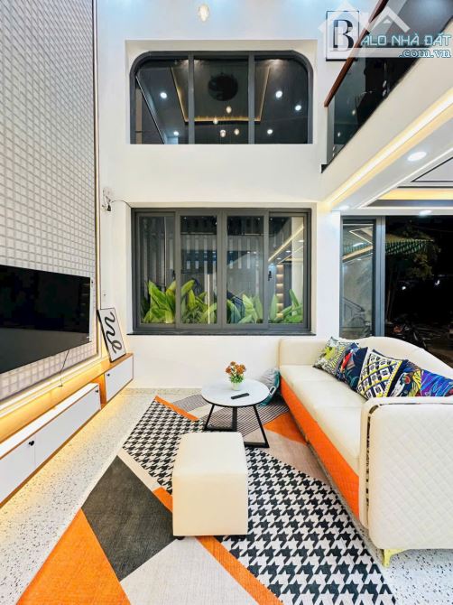 🆘Lên Sóng Cặp Siêu Phẩm Hẻm Xe Hơi🆘Cây Trâm Phường 8🆘4 Lầu 4Pn 3WC🆘5,8 TỶ - 5