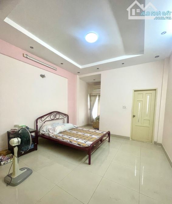 HẺM 6M-NHÀ 4 TẦNG-NGANG 4M-5PN-84M2-Ở NGAY-THỐNG NHẤT-PHƯỜNG 16 GÒ VẤP-NHỈNH 7 TỶ TL - 5