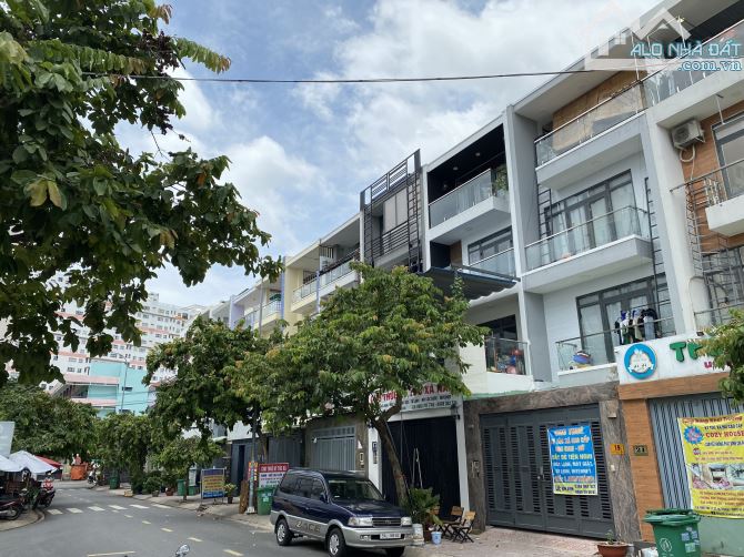 Bán nhà 4 tầng đường Tăng Nhơn Phú, Phước Long B, Giá 11,5 tỷ - 1