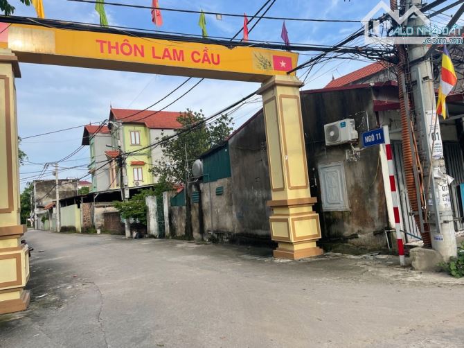 Bán 112m2 thôn Lam Cầu Dương Quang giá rẻ - 2