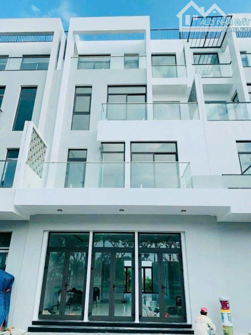 Nguyễn Sinh Sắc , shophouse , 1 căn đang chào bán giá 14 tỷ , Liên chiểu - 2