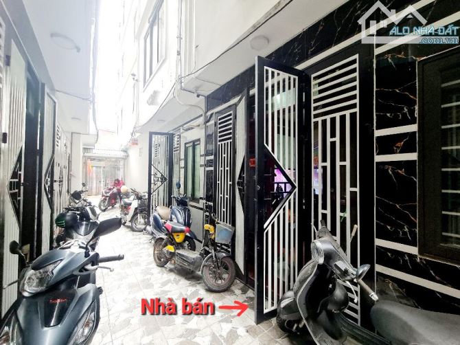 🧨🧨🧨HÀNG HIẾM LONG BIÊN - NHÀ ĐẸP THOÁNG SÁNG - 10MÉT RA ĐƯỜNG Ô TÔ TRÁNH - 2