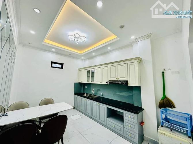 CẦN BÁN GẤP Nhà 4 tầng, 32m² tại Tả Thanh Oai, Thanh Trì, Hà Nội - 2