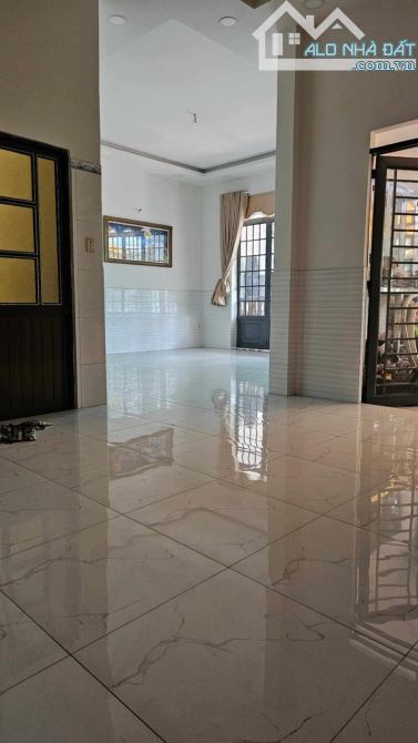 GẤP BÁN NHÀ CẤP 4 SIÊU NGHĨ DƯỡNG, ĐÔNG THẠNH HÓC MÔN, 250M2 NGANG 12.5 CHỈ 7.5 TỶ - 3