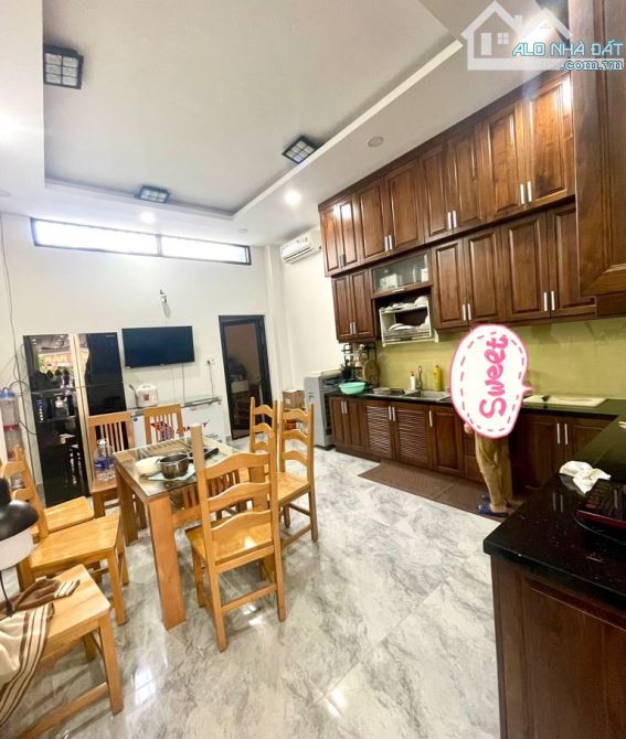 MẶT TIỀN KINH DOANH NGUYỄN VĂN LƯỢNG-P10 GÒ VẤP-5 TẦNG-5PN-Ở NGAY-84M2-NHỈNH 19 TỶ TL - 4