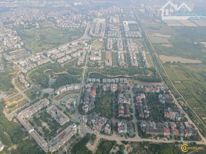 Bán gấp biệt thự Xuân Phương Tasco, DT 152m2, đường đôi gần hồ, giá chỉ 28 tỷ - 4