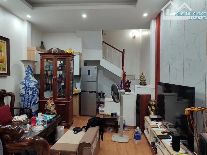 Nhà 5 tầng, 3 ngủ, ngõ ô tô đỗ cửa, vào nhà, Bạch Mai, Hai Bà Trưng, chỉ hơn 7 tỷ - 4