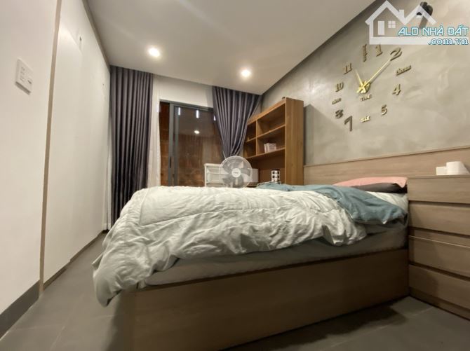 (4 TỶ 950)Bán Nhà Mê full nội thất cao cấp DT: 10*22m Thổ cư (120 m2) - 11