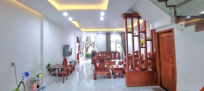 Bán Biệt Thự Sol Villa, Cát Lái, Quận 2, 132m2, 4 Tầng, Tặng Nội Thất, Chỉ 16 Tỷ - 1