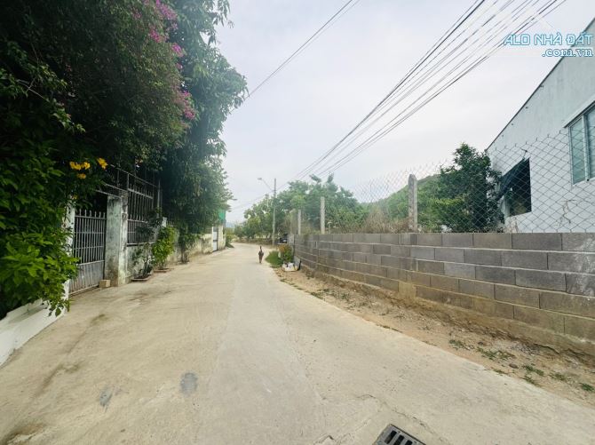 Đất Thuỷ Tú Vĩnh Thái cách Võ Nguyên Giáp chỉ 400m, Dt 345m2 - 1