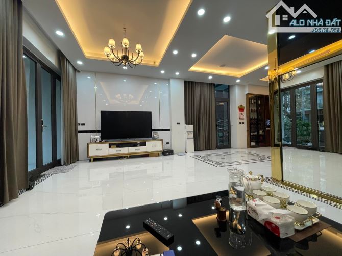 Cho thuê biệt thự Trung Văn Olympia, 180m2, 4 tầng, thang máy, hiện đại làm vp, nhà ở - 1