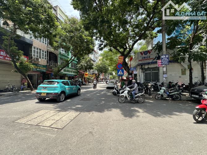 CẦN BÁN NHÀ NGÕ 61 LẠC TRUNG, PHÂN LÔ, Ô TÔ TRÁNH, VỈ HÈ RỘNG, Ở VÀ KINH DOANH TỐT 29,2tỷ - 1