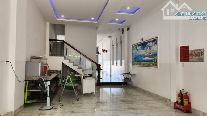 Bán khách sạn 5 tầng, 2 MT đường Đống Đa, Tp Quy Nhơn - 6