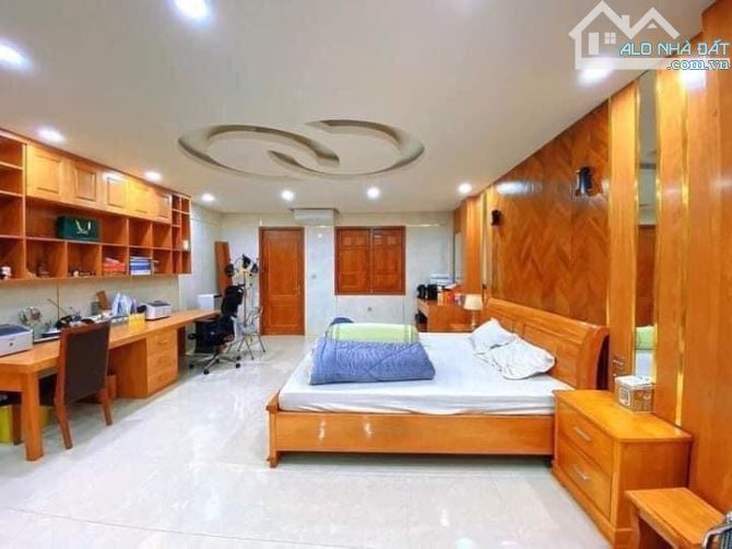 BÁN NHÀ PHỐ VIP THÁI HÀ, DIỆN TÍCH KHỦNG, GIÁ GIẢM SÂU. - 2