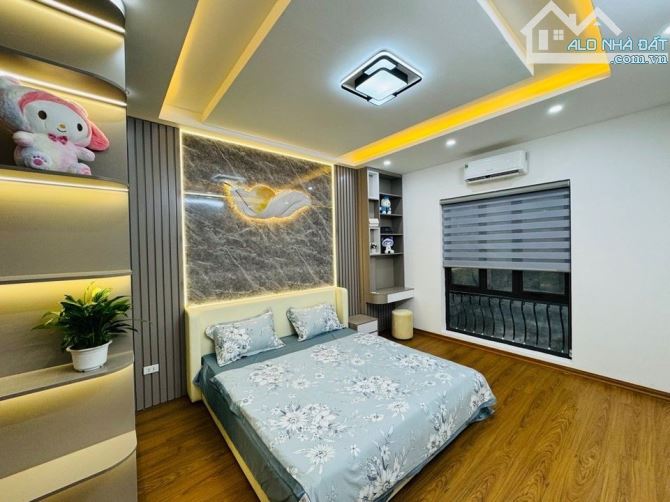 HIẾM CÓ! 1 CĂN DUY NHẤT HOÀNG MAI, VỊ TRÍ CỰC VIP, 10M Ô TÔ ĐỖ, NHÀ MỚI, NGÕ THÔNG, 3.7 TỶ - 2