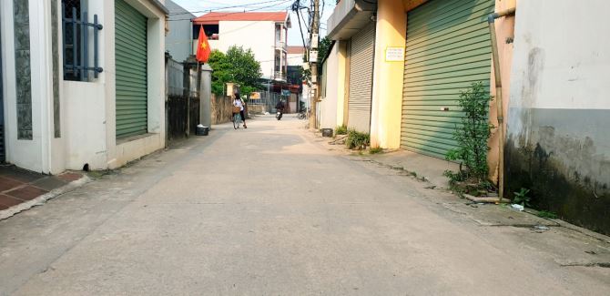 Cạnh bìa làng Trung Oai, Tiên Dương, Đông ANh giá chỉ 4x triệu - 3