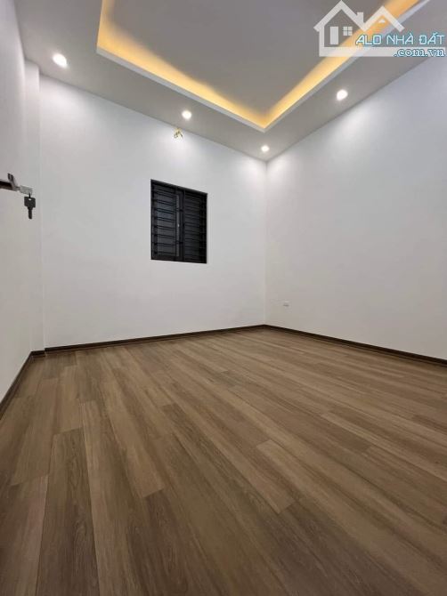 CẦN B.Á.N GẤP NGÕ Ô TÔ 97 KHƯƠNG TRUNG- 50M2*4 TẦNG- Ô TÔ GẦN, THOÁNG SÁNG !! BAY NHANH - 5