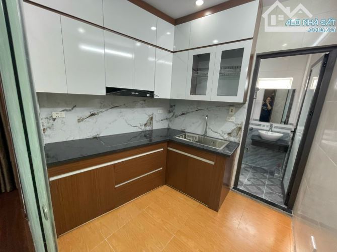 SIÊU PHẨM MẶT SÔNG SÉT_VỈA HÈ,KINH DOANH, ÔTÔ _42.5M2_HIẾM,ĐẸP - 6