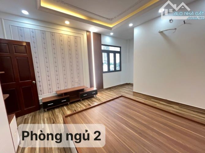 Bán Nhà GÓC 2 MẶT TIỀN ( 6 x20)  3 Lầu Ngay Chợ Hiệp Bình sân đậu xe hơi - 9