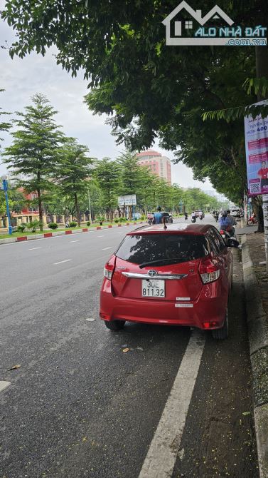 Bán nhà Đốc Ngữ, Ba Đình, Dân Trí Cao, Oto 7 Chỗ, An Ninh Tuyệt với 61m2 - 11,6 tỷ