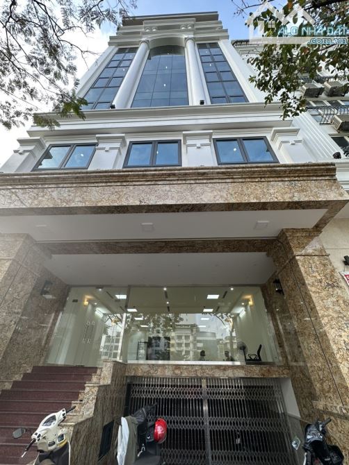 Bán nhà Mặt phố Trần Phú, Hà Đông. 5 tầng, 110m2, mặt tiền 7m, vỉa hè kinh doanh.