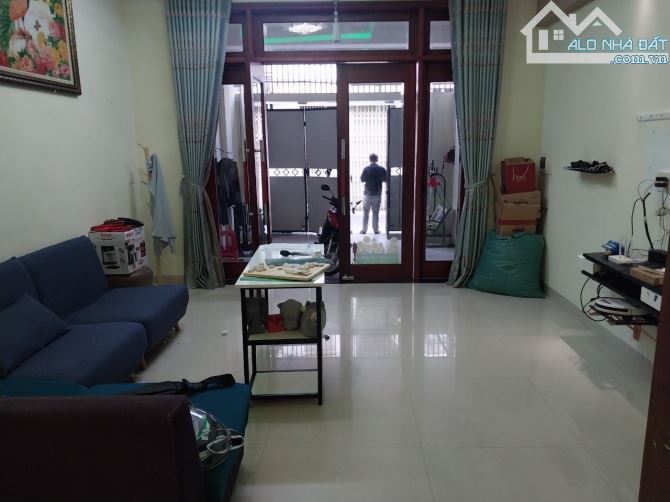 Bán Nhà Trưng Nữ Vương, Hải Châu, Ô tô đậu đổ, Dt:96m2, 3 Tầng Nhĩnh 5 tỷ