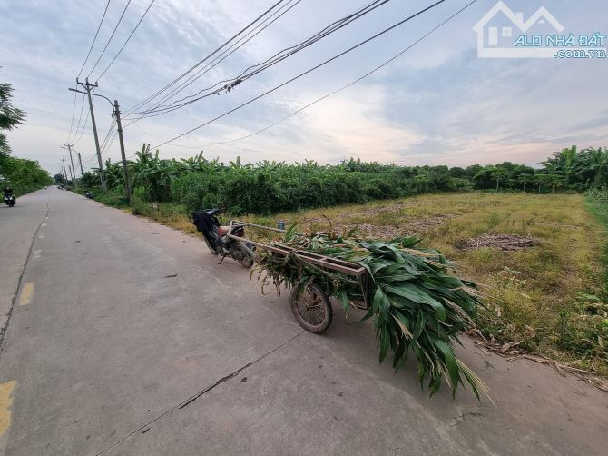 CẦN BÁN 791M ĐẤT YÊN MỸ_ MẶT ĐƯỜNG THÔNG 10M, MẶT TIỀN 18M_ GIÁ: 2.3 TỶ.