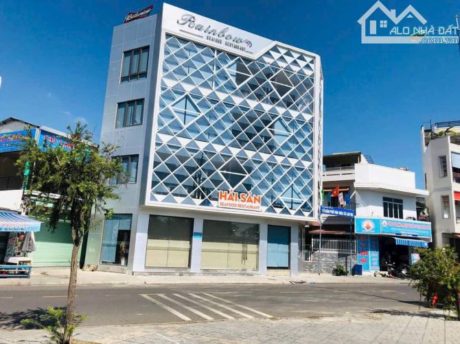 Bán Nhà 4 tầng  View Mặt Tiền Trần Phú dt  Giá 17Tỷ, dt 90m, ngang 12m
