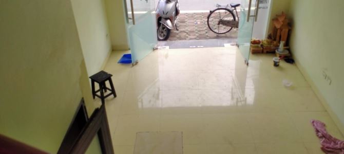 CHO THUÊ NHÀ MẶT PHỐ BỜ SÔNG SÉT 3 TẦNG, 30M2, 2 NGỦ, 3 WC, NGÕ Ô TÔ, KD MỌI MÔ HÌNH - - 1